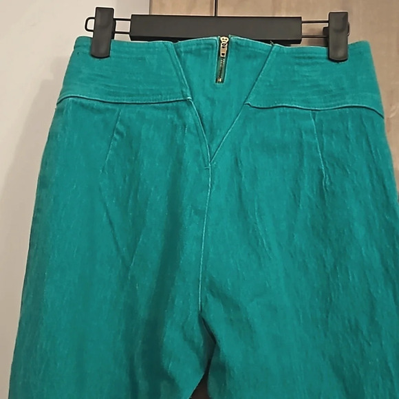 Vintage Kelly green skinny jeans. Size 9/10 juniors. - Picture 5 of 7